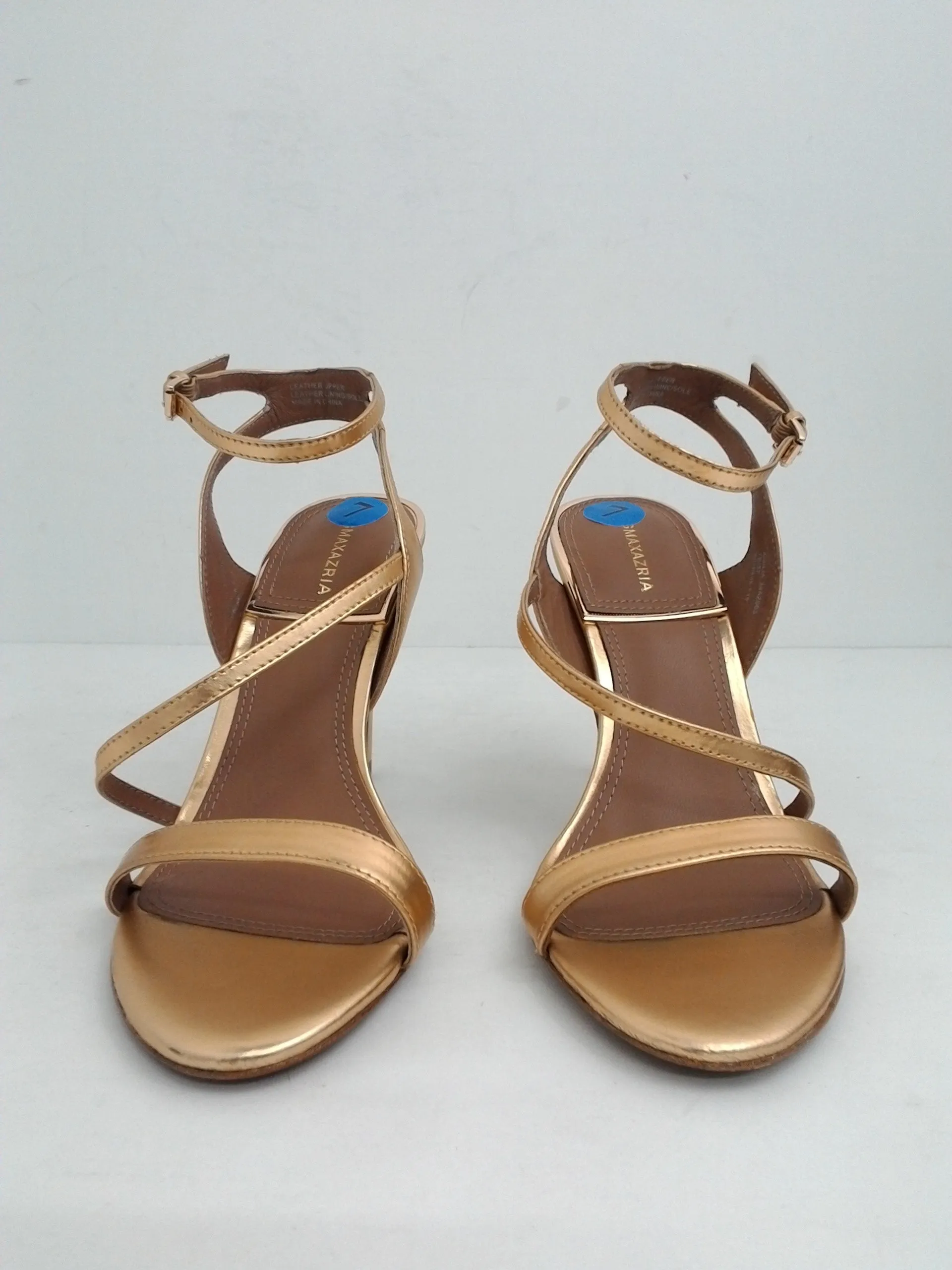 BCBG MAXAZRIA Women's Amilia Heeled Sandal Size 7 B