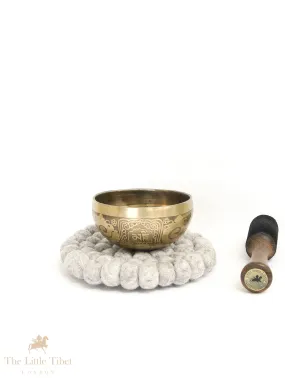 Infinite Compassion: Mantra & Endless Knot Tibetan Singing Bowl - EC48