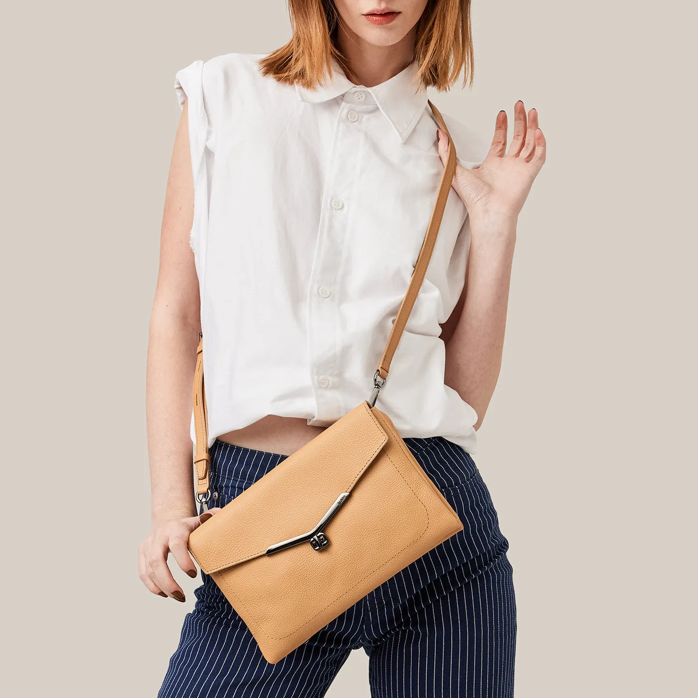 Valentina Flat Crossbody